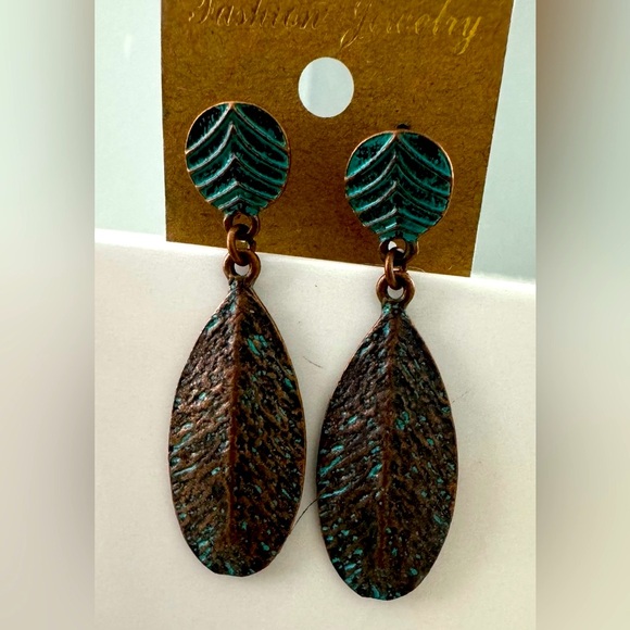 Bundle of 6 earrings NWT - Picture 9 of 11